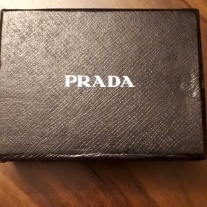 New with Authenticity  Card Prada Card Holder